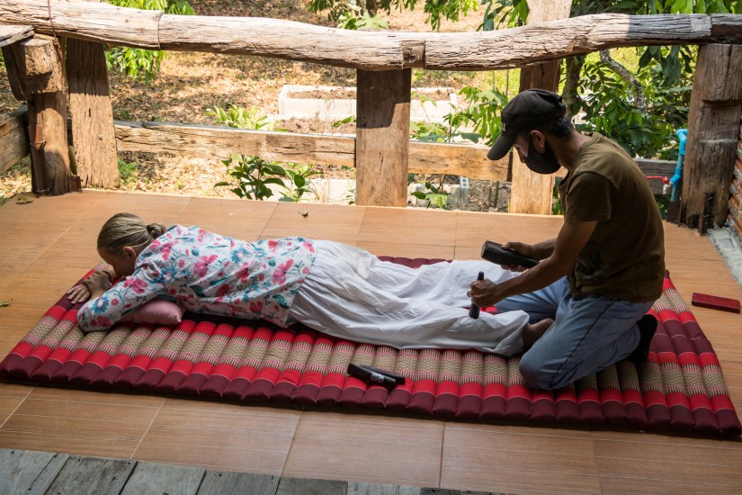 Best Thai Experience Travel Agency Thailand Chiang Rai english speaking guide private tour trip off the beaten track traditional massage